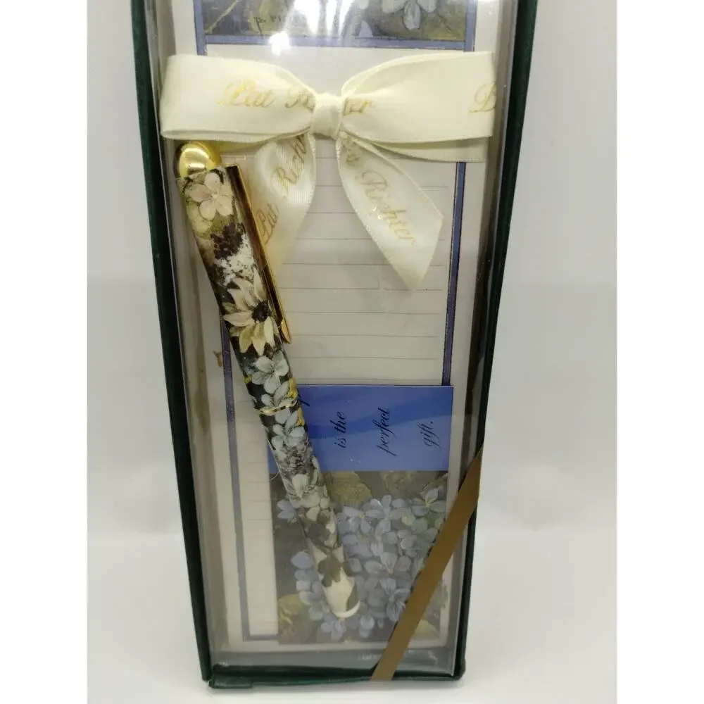 Pat Richter Violets Notepad Magnet Pen Set - 2004 - New Old Stock